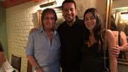 Roberto Carlos, Leandro Monteiro e sua esposa Roberta Bruno - Fred Pontes