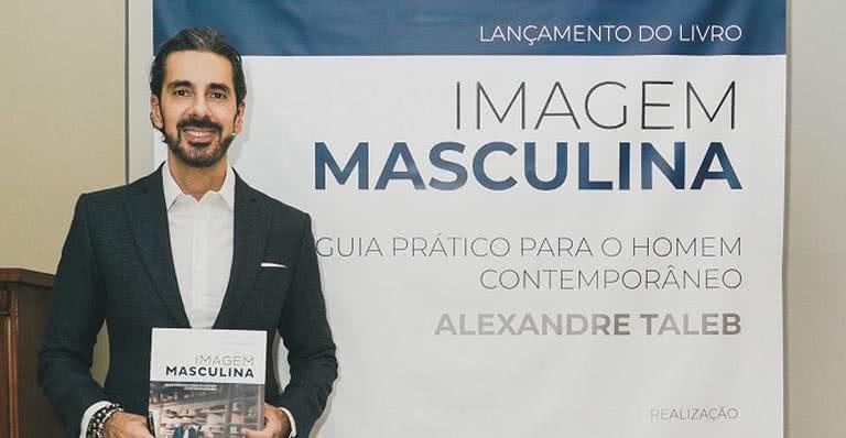 Em Gramado, vips prestigiam lançamento de novo livro de Alexandre Taleb - Clara Beatriz