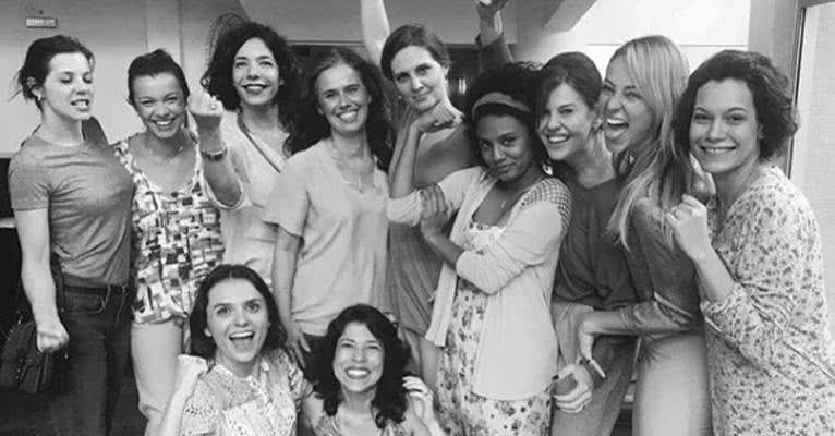 Monica Iozzi celebra fim da gravação de série Assédio - Reprodução/Instagram