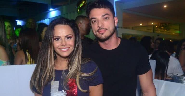 Viviane Araújo curte show ao lado do novo namorado - Agnews