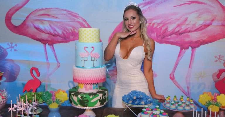 Ex-BBB Jéssica Mueller comemora os 27 anos com festa - Daniel Pinheiro/AgNews