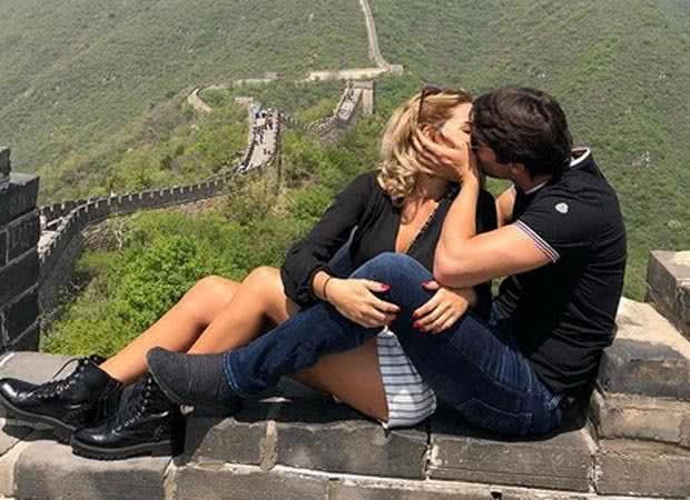 Kaká e Carol Dias posam juntos na Muralha da China - Reprodução/ Instagram