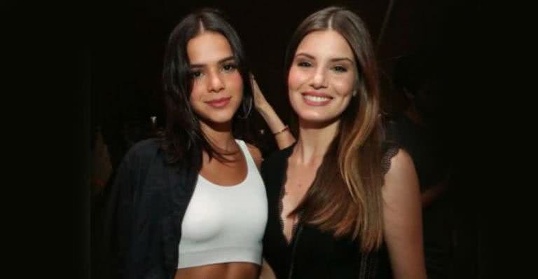 Bruna Marquezine e Camila Queiroz - Reginaldo Teixeira/CS Eventos Divulgação