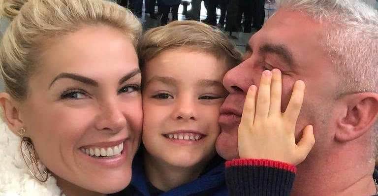 Ana Hickmann e família - Reprodução/ Instagram