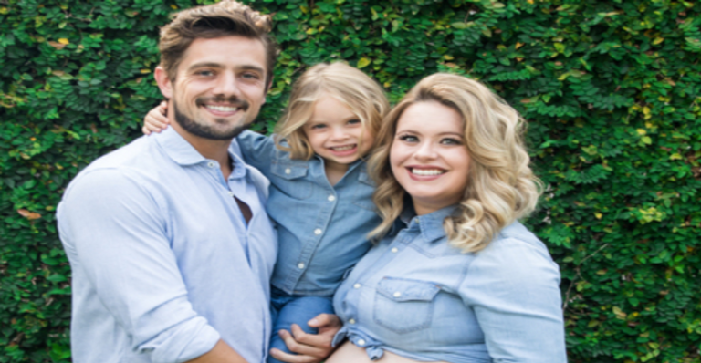 Rafael Cardoso, Aurora e Mariana Bridi - Sérgio Baia