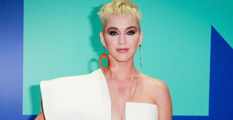 Katty Perry usa o metrô para chegar em seu próprio show - Getty Images