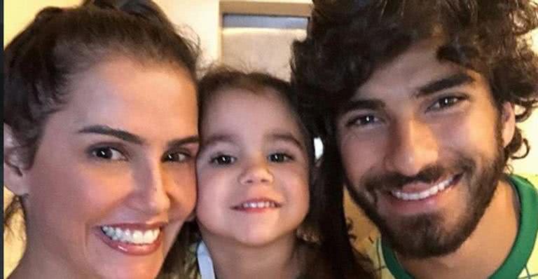 Deborah Secco, Maria Flor e Hugo Moura - Reprodução/Instagram