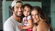 Hugo Moura, Deborah Secco e Maria Flor - Reprodução/Instagram