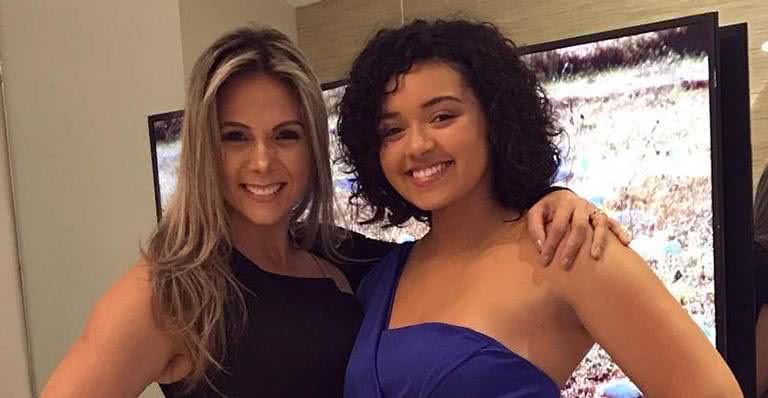 Carla Perez e a filha, Camilly Victória - Reprodução/Instagram