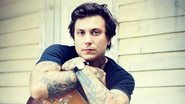 Frank Iero - Divulgação Powerline