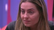 Loira revelou que tem medo do que o rapaz pode fazer com ela - Reprodução/TV Globo