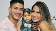 Filha de Arthur Aguiar e Mayra Cardi rouba a cena em evento - Manuela Scarpa/Brazil News