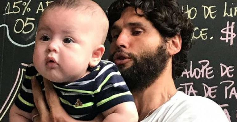 Dudu Azevedo comemora mesversário do filho, Joaquim - Reprodução Instagram