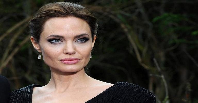 Jolie não demonstrou seu descontentamento com a situação - Getty Images