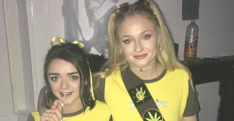 Sophie Turner e Maisie Williams - Reprodução/Instagram