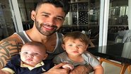 Gusttavo Lima e filhos - Reprodução / Instagram