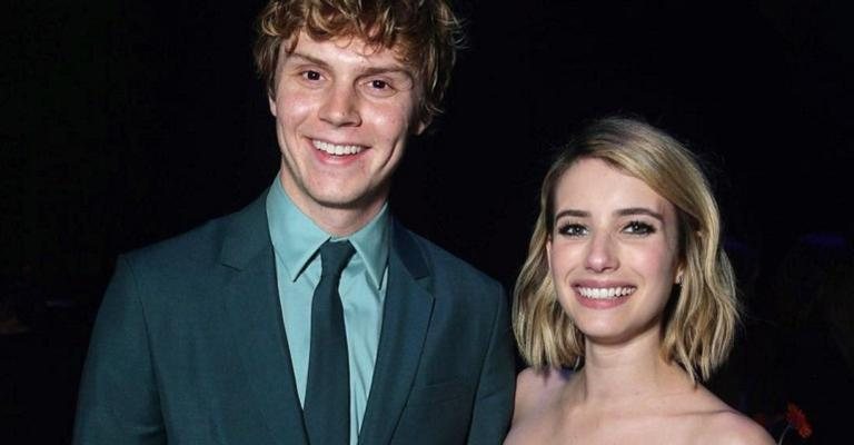 Emma Roberts e Evan Peters - Instagram/Reprodução