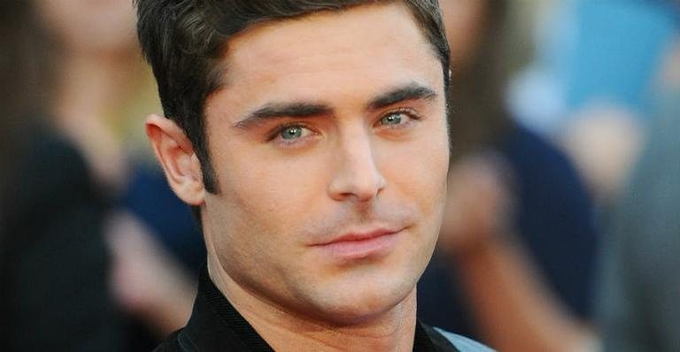 Zac Efron estará de volta aos cinemas - Getty Images