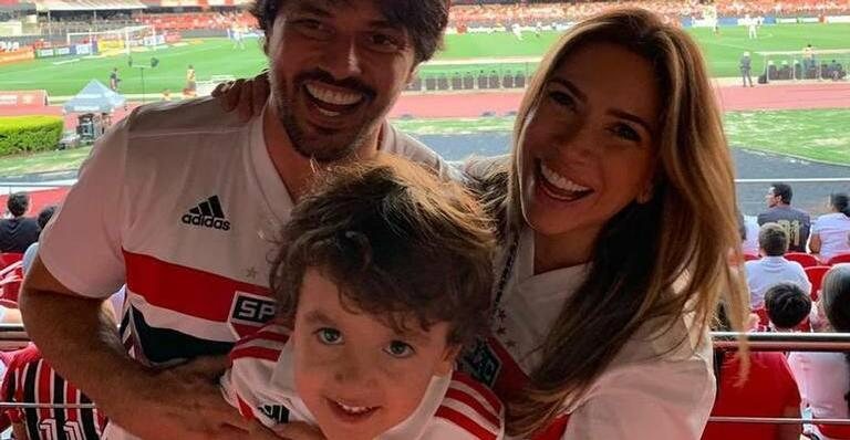 Apresentadora e toda a família foram ao jogo do São Paulo ver o jogador - Reprodução/Instagram