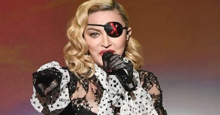 Madonna no palco do Billboard Awards 2019, apresentando o hit "Medellín" com Maluma. - Gettyimages