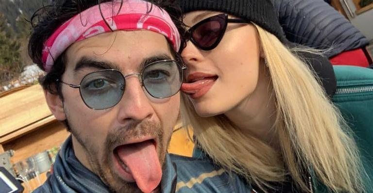 Joe Jonas e Sophie Turner estão noivos há mais de um ano - Reprodução/ Instagram