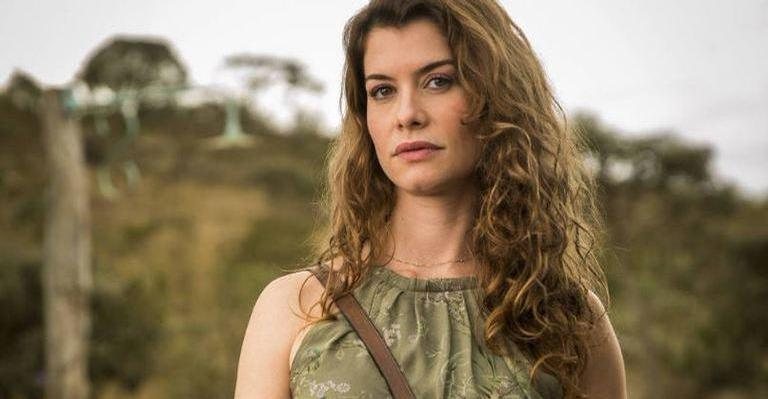 Alinne Moraes curte passeio com herdeiro - Divulgação/TV Globo