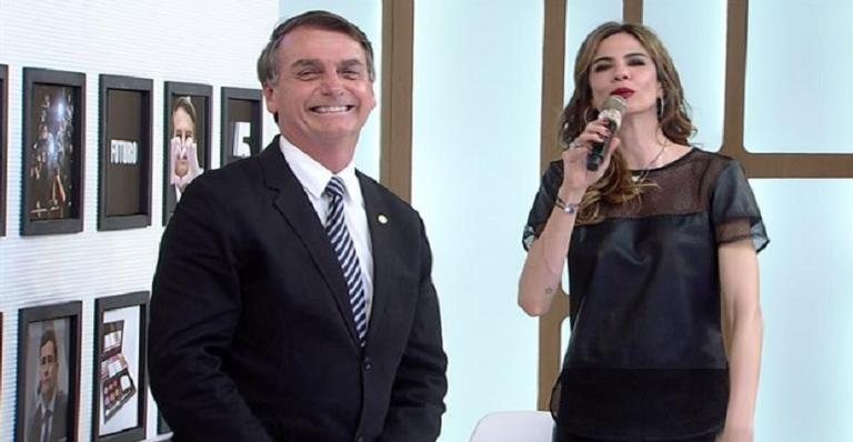 Presidente será entrevistado pela apresentadora - Divulgação/Rede TV