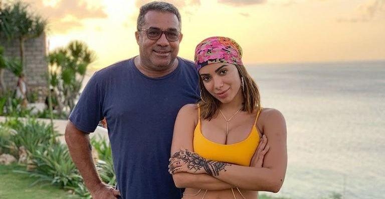 Pai de Anitta mostrou que está muito do lado do genro - Reprodução/Instagram