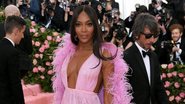 Aos 48 anos, Naomi Campbell mostrou o corpo e dividiu opiniões na internet - Foto/Destaque Getty Images