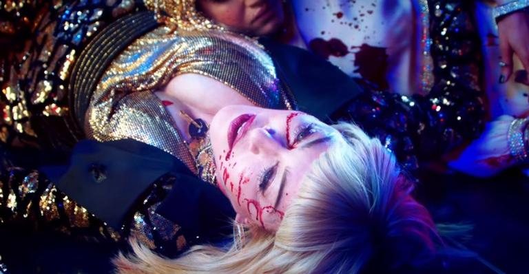 Madonna faz crítica ao porte de armas no clipe “God Control” - Foto/Reprodução