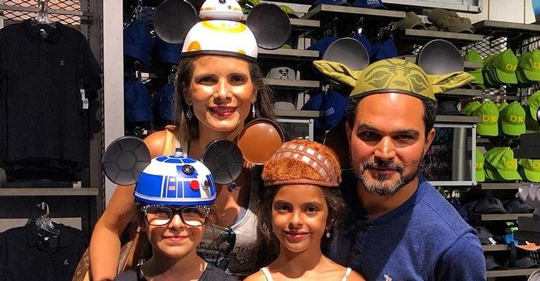 Luciano Camargo curtindo com a família na Disney - Instagram/Reprodução