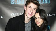 Shawn Mendes aparece sem camisa ao lado de Camila Cabello - Foto/Destaque Getty Images