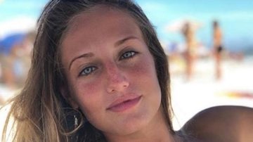 Atriz foi flagrada tomando sol em uma praia do Rio de Janeiro - Reprodução/Instagram