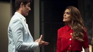 Régis (Reynaldo Gianecchini) e Maria da Paz (Juliana Paes) em A Dona do Pedaço - Reprodução/TV Globo