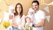 Fabiana Justus e Bruno D'Ancona celebram seis meses das filhas gêmeas - Fernanda Bozza Fotografia