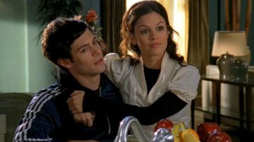 Adam Brody e Rachel Bilson na pele de Seth Cohen e Summer Roberts, respectivamente - Reprodução