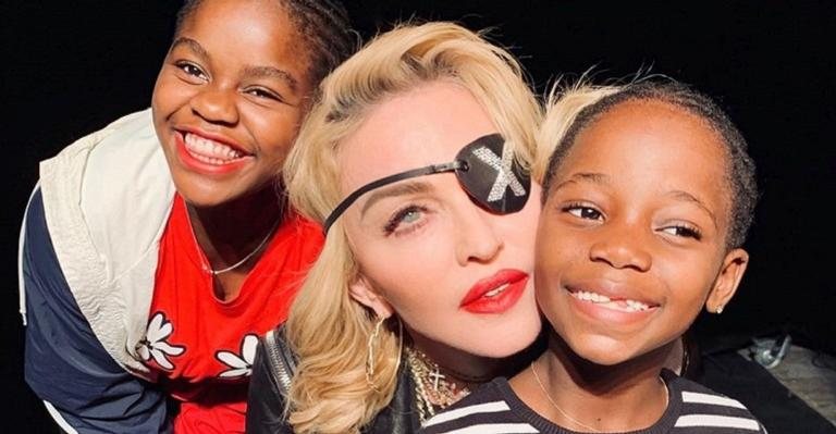 Madonna com as filhas Estere e Stella - Instagram/Reprodução