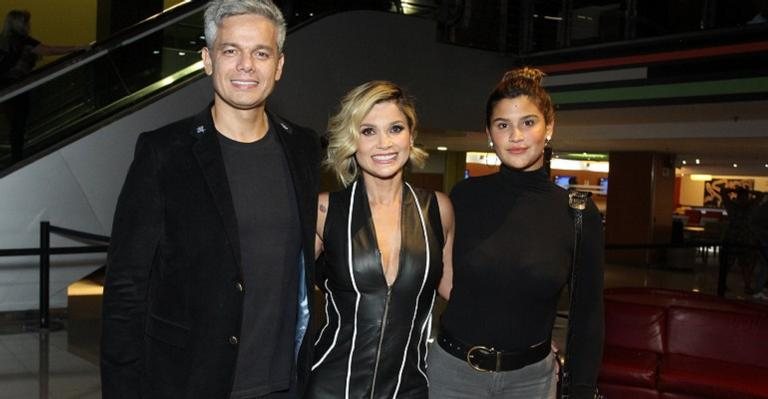 Otaviano Costa, Flávia Alessandra e Giulia Costa - Thyago Andrade/Brazil News