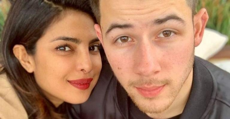 Priyanka Chopra e Nick Jonas durante viagem à Índia para cerimônia do casamento - Foto/Destaque Instagram