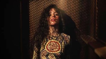 Camila Cabello incendeia seminário com os seus desejos no clipe de ''Shameles'' - Foto/Reprodução