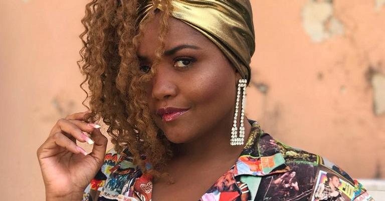 Cantora paraense radicalizou o look - Reprodução/Instagram