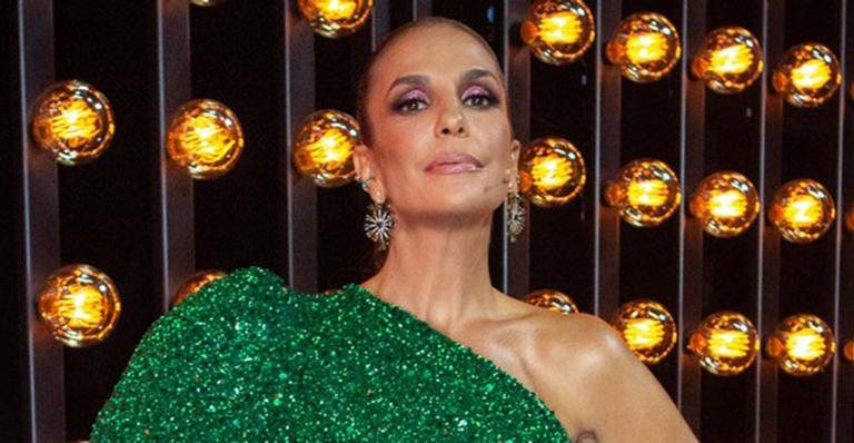 Ivete Sangalo usa vestido sensual no The Voice Brasil - Isabella Pinheiro/Gshow