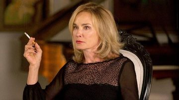 Jessica Lange no papel de Fiona Goode, na terceira temporada de American Horror Story - Foto/Destaque FX American Horror Story Coven