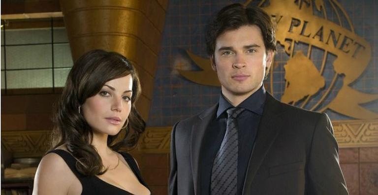 Erica Durance e Tom Welling como Lois Lane e Clark Kent em Smallville - Divulgação/CW