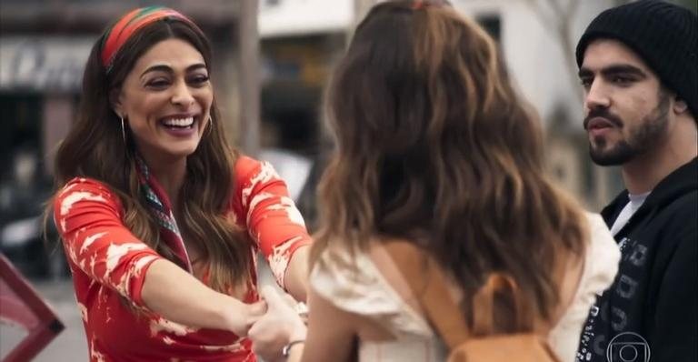 Maria da Paz (Juliana Paes) e Joana (Bruna Hamú) em "A Dona do Pedaço" - Reprodução/TV Globo