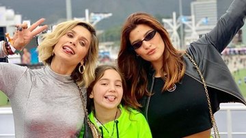 Flávia Alessandra com as filhas Giulia Costa e Olívia - Instagram/Reprodução