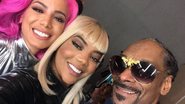 Anitta e Ludmilla com o rapper americano Snoop Dogg no clipe de 'Onda Diferente' - Acervo pessoal Anitta