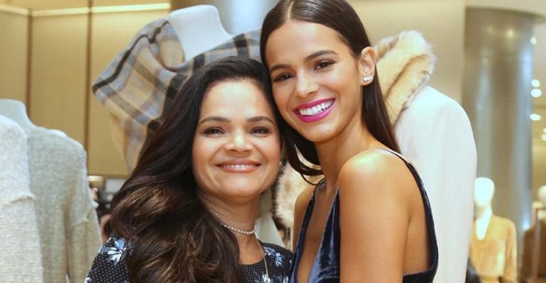 Neide Maia e Bruna Marquezine - Anderson Borde / AGNews