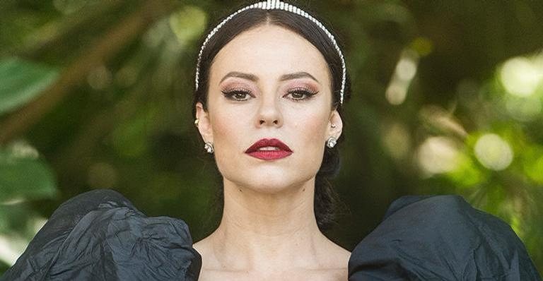 Atriz mostrou toda a sua elegância no perfil da personagem - Divulgação/TV Globo