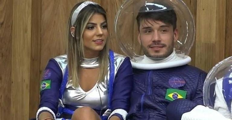 Hariany Almeida e Lucas Viana prontos para festa Viagem Espacial - Reprodução/Record